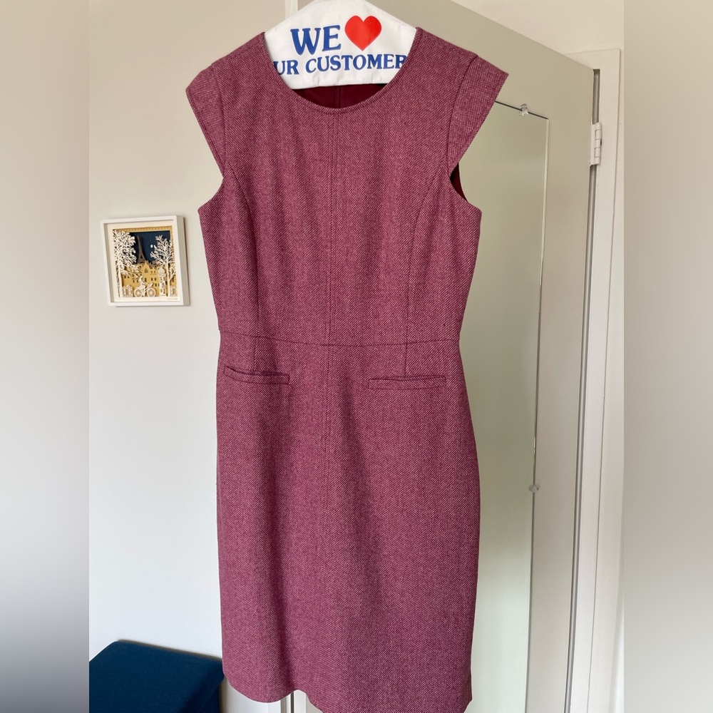 Elegant Pink Sleeveless Dress